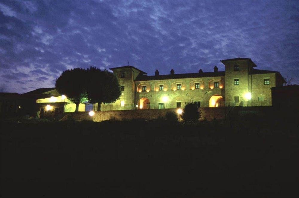 Agriturismo Terra Rossa Valiano Екстериор снимка