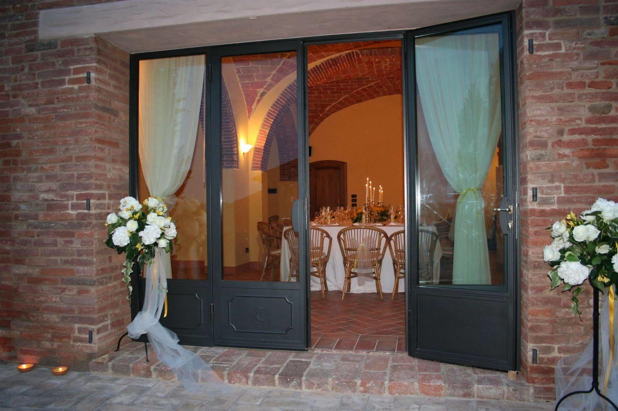 Agriturismo Terra Rossa Valiano Екстериор снимка