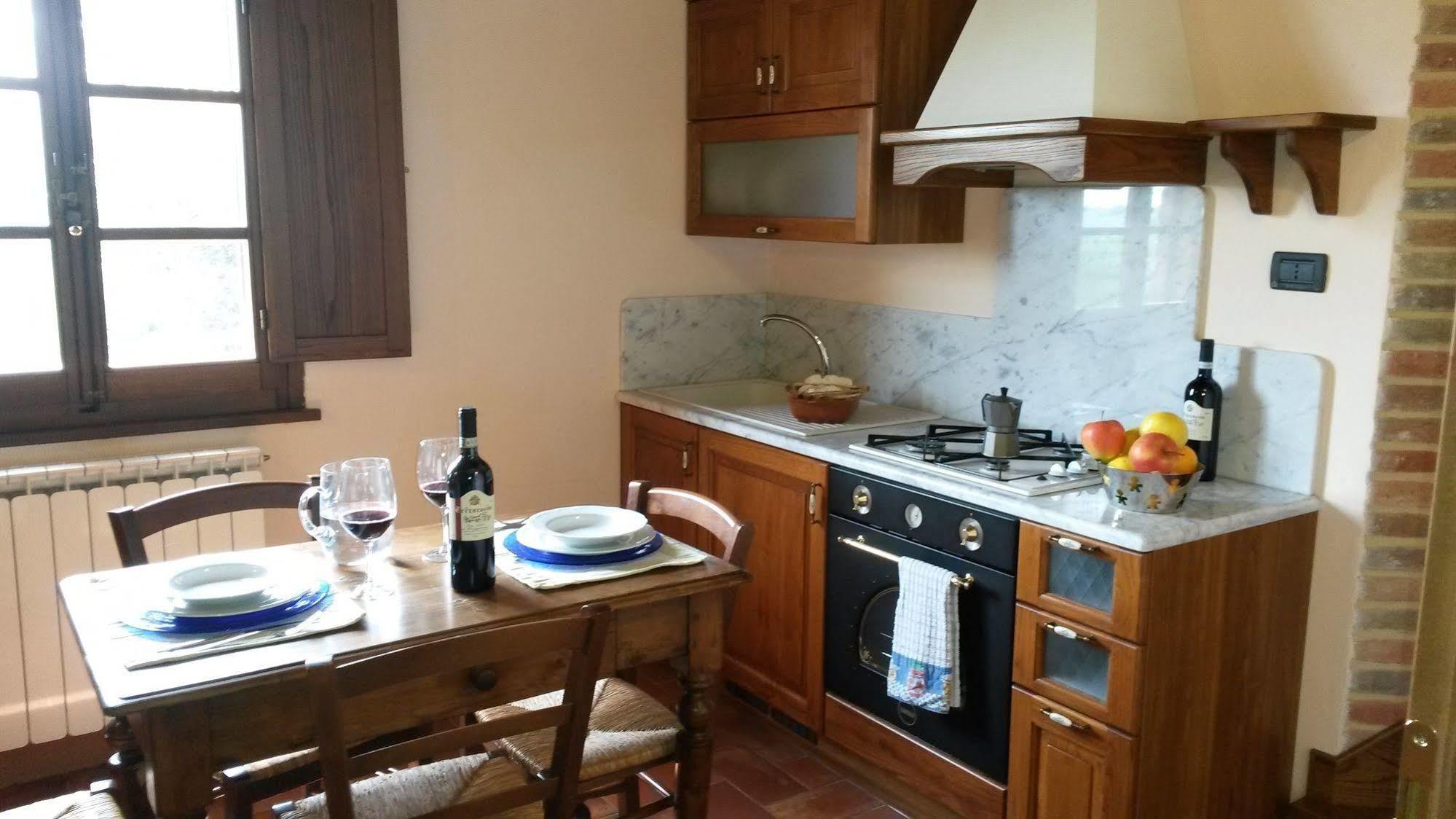 Agriturismo Terra Rossa Valiano Екстериор снимка